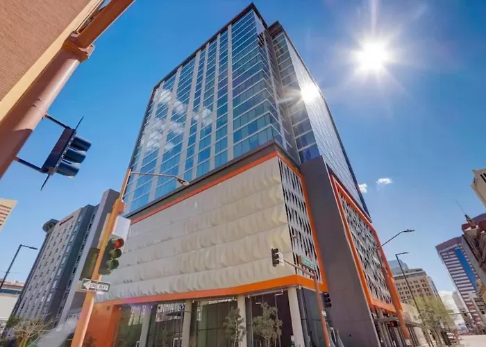 Boulevard Highrise Stu Sky Pool Parking Gym 18 * Phoenix