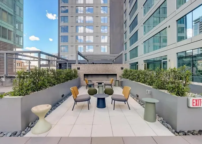 Boulevard Highrise Stu Sky Pool Parking Gym 18 *