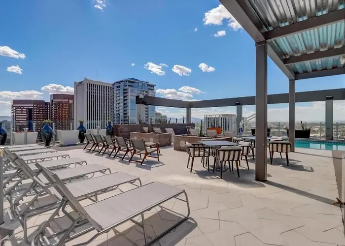 Boulevard Highrise Stu Sky Pool Parking Gym 18 Phoenix